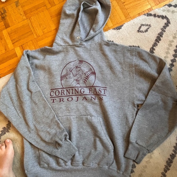 vintage fray sweatshirt looking for best offer super cozy - Picture 3 of 6